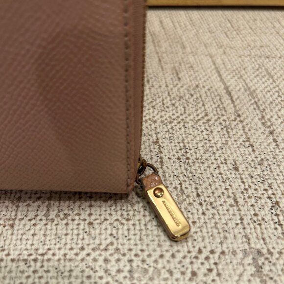 Burberry Shimmery Pink Leather Zip Around Wallet - Picture 4 of 10